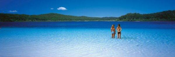 Lake Mckenzie on Fraser Island